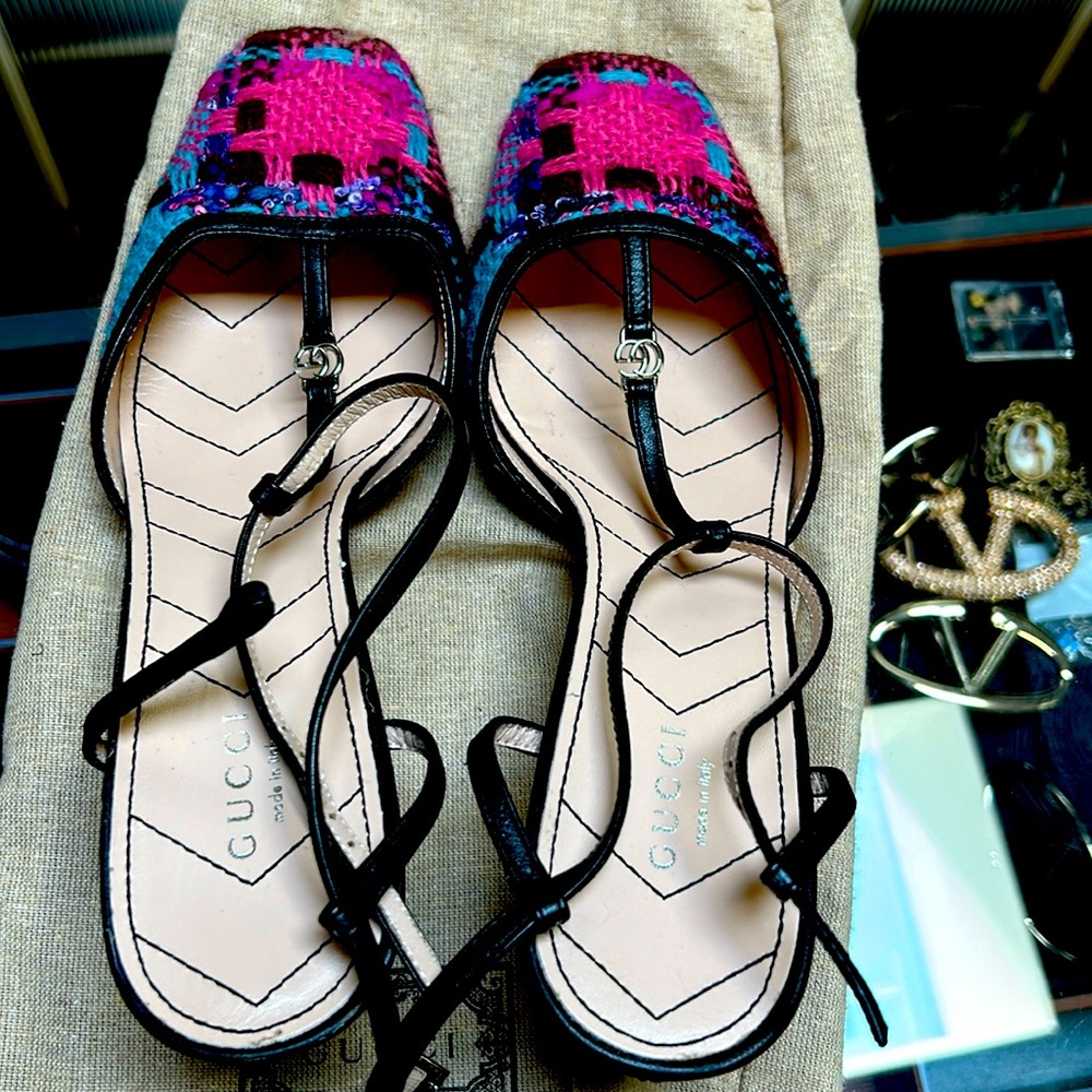 Gucci Shoes Never worn No tags. With dust bag